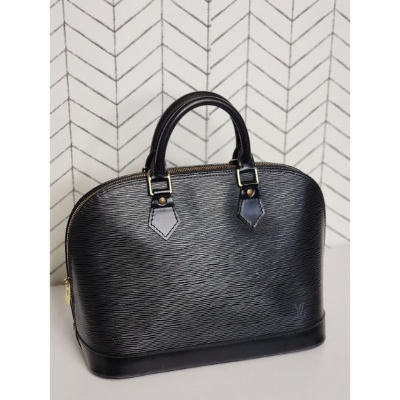 Authentic Pre-Owned Louis Vuitton Black Epi Alma Handbag - Picture 4 of 10